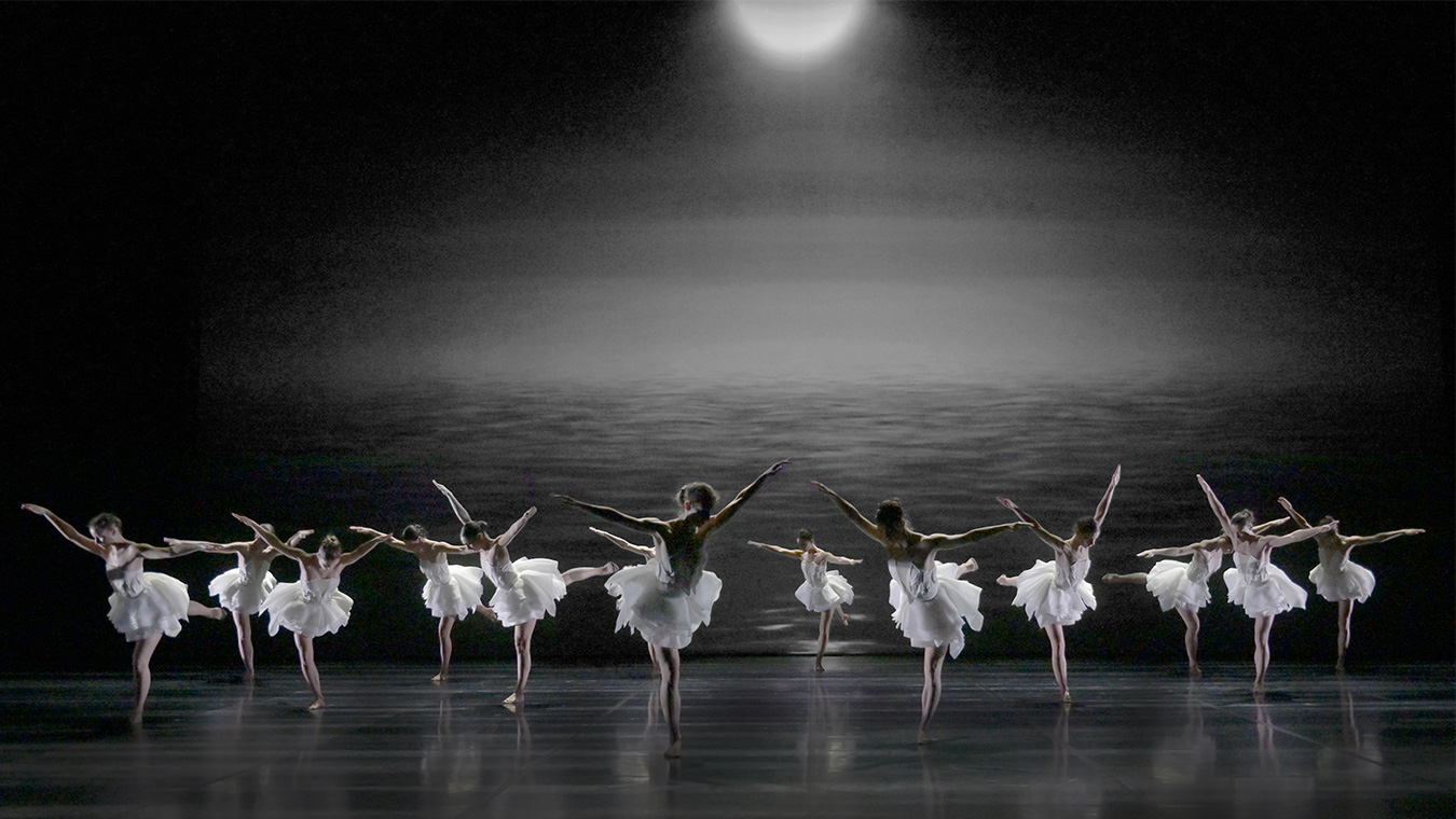 Ballet Preljocaj Le Lac des Signes Transcendanses PIAS 02 - Productions Internationales Albert Sarfati
